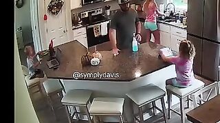 I volunteer as tribute!