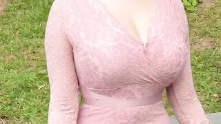 Beautiful chinese girls energetic and smooth performance