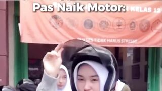 Emang cakep sih mbak nya