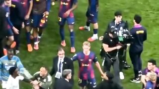 Yamal hampir mau Baku Hantam bersama Vini di Lapangan.