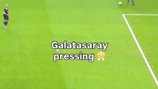 aneh kek ada yang janggal nih