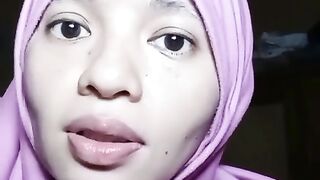 Dia bingung yg nonton lebih bingung