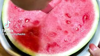 Life Hack new way to cut the frog