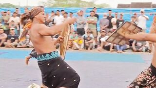 Peresean Lombok Non-Stop Hitting Each Other