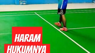 Tidak boleh begini kalo jadi pemain depan