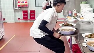 incredibly fast food delivery