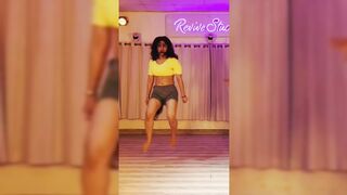 Indian Girl Vartika Singh Dance