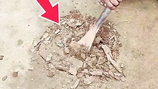 Ingenious earth oven  This woman creates a masterpiece with the simplest of means