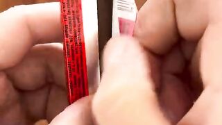 Unboxing kinder maxi