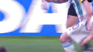 Amazing Messi assist, alvarez scores!