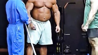 Shocked cleaner  funnyprank Anatoly