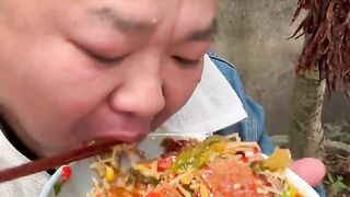 Cook meat spicy and egg