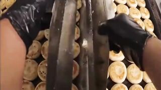 Hangatnya Roti, Manisnya Cerita