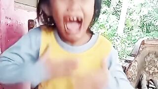 Funniest Facial Expression Ever!