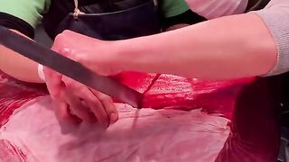 How Professionals Cut Large Meat Sharp Knife, Steady Hands