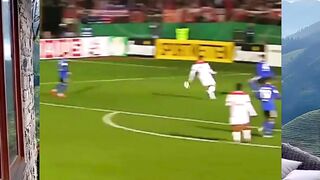 Luar biasa! 5 penyelamatan penalti dalam satu pertandingan!