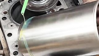 Memasang liner silinder