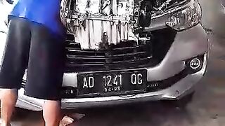 Preparation for installing the Grand Avanza engine