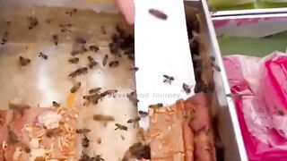 JAJANAN EKSTREM Thailand! Dikerumuni Lebah, Pembeli Tetap Antre!