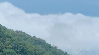 Pemandangan danau maninjau sunatera barat