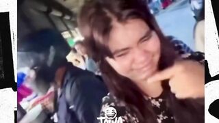 padahal badan dia sendiri yang bau