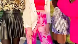 beautiful girls filming tiktok????❤️
