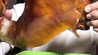 Roast suckling pig Mukbang
