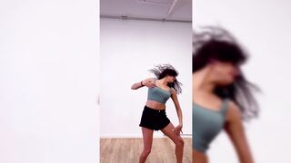 Indian Girl Neelam Shaikh Dance