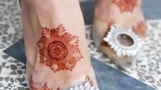 New best foot mehndi design