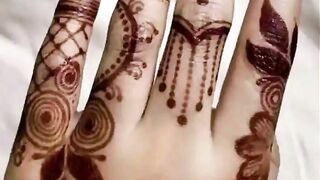 new Arabian design of the day mehndi new design