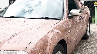 Bersihin mobil jorok