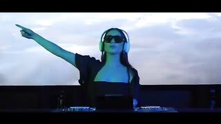 Sahar - Seni Seviyorum ( El Roman)