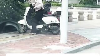 Motornya Ngambek