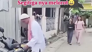 didnt realize his triangle was slipping