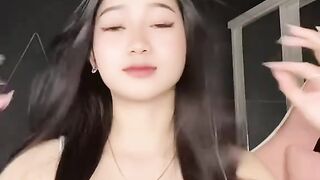 SITUS TARUHAN POKER ONLINE ROYALBETKING