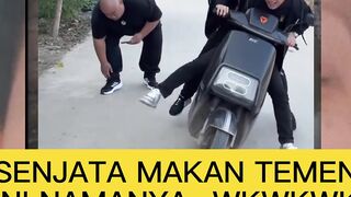 Senjata makan temen