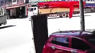 Be thankful for your life! The following CCTV shows a survivor of a horrific incident.