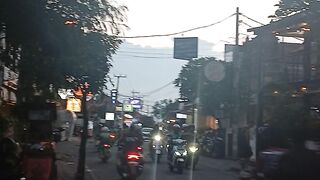 Situation on pantai batu bolong street