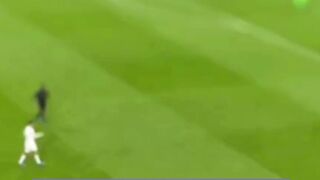 Calafiori vs Ballboy