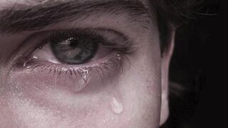 قصةعربية حزينة ومؤلمة لدرجة البكاء