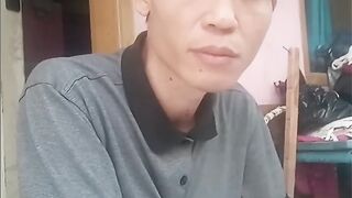 Grandma who is always deceived by that beautiful woman,