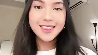 Cantik nya gadis ini