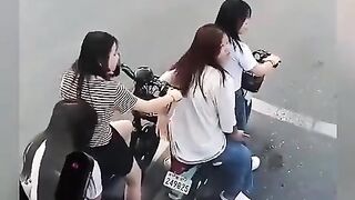 When the horn can make you jump and laugh out loud