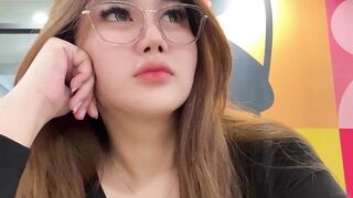 Malam ini kenapa aku susah tidur yaa