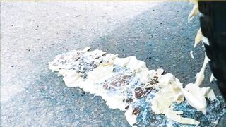 BALÃO GIGANTE DE MELANCIA DA COCA-COLA VS CARRO, Coca-Cola Zero, Powerade, Fanta, Sprite, Fruko e Mentos