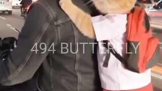 โอ pick up Oyen after school