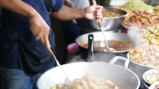 Delicious Delicacy at This Asian Street Food Market!