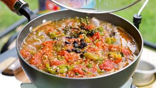 Fall Camping  Super Delicious and Perfect with Rice Pepper Roast Beef Hot Pot Early fall weather