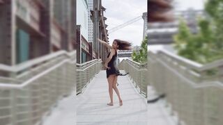 Indian Girl Neelam Shaikh Dance