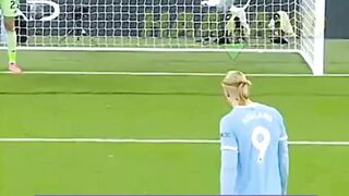 Momen Langka Tendangan Penalti Gagal